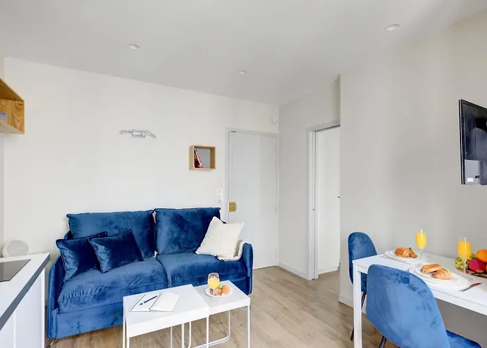 Eiffel Tower & Invalides - 1br - Cityapartmentstay