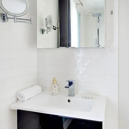 Eiffel Tower & Invalides - 1br - Cityapartmentstay * Paříž